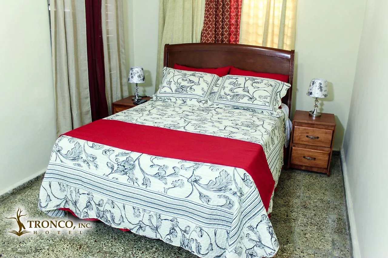 Hotel El Tronco Inc Boca Chica 3*,